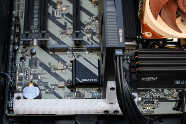 In-house 3D printed brackets included for free with compatible video cards. Printed in Polycarbonate and/or ASA.